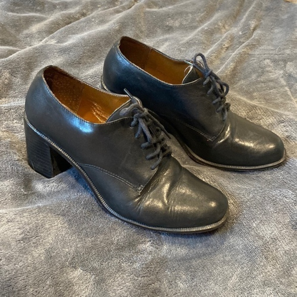 Vintage Black Loafers with heels size 5.5